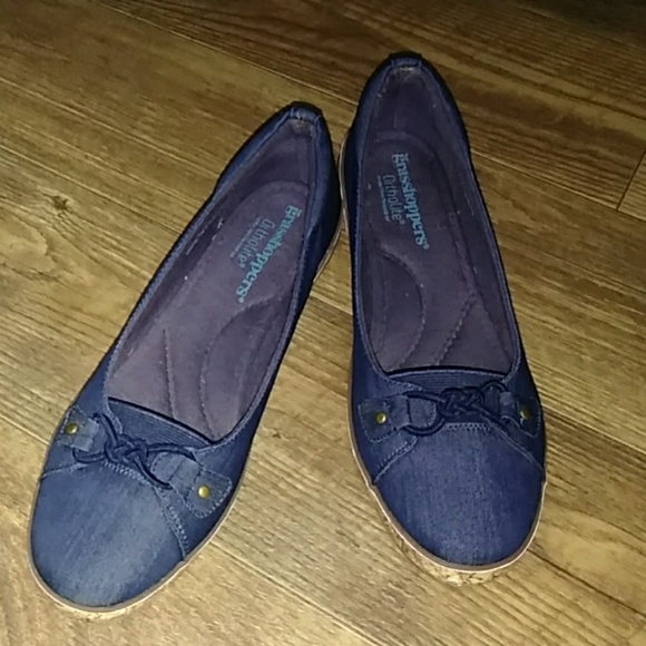 grasshoppers betty wedge pump